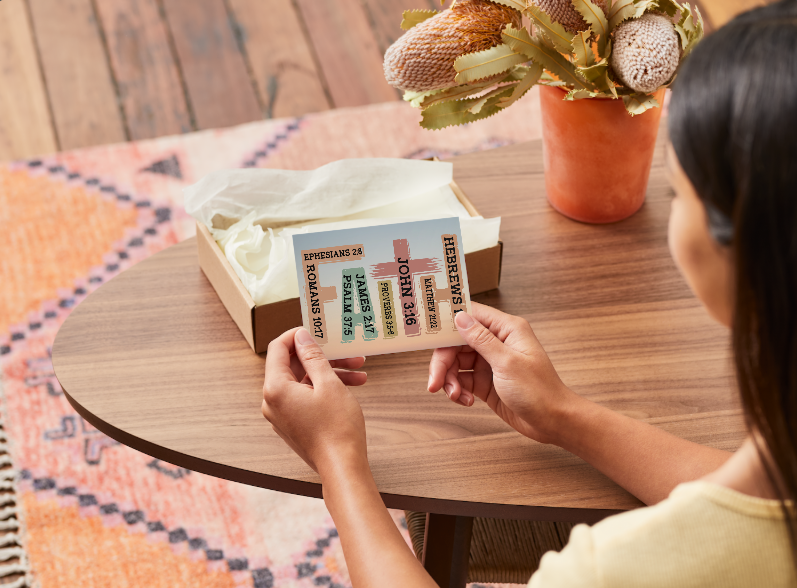 Faith & Encouragement Notecard Set – 8 Inspirational 5.5"x4.25" Cards with Envelopes in Kraft Gift Box